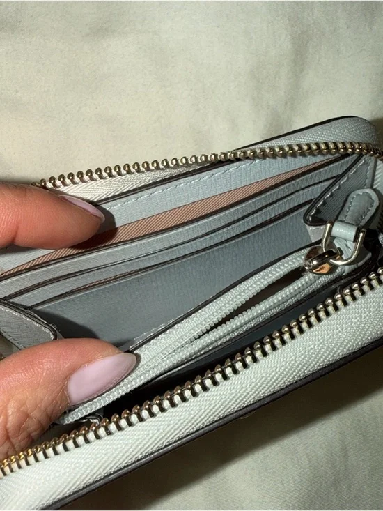 Kate Spade White Pebbled Leather Zip Wallet - Picture 7 of 9